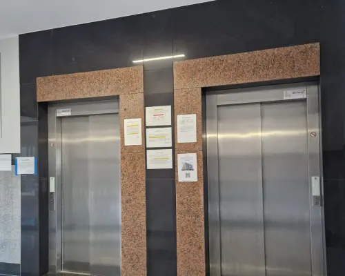 Wyższy standard, 2 pokoje, winda, piwnica, garaż
